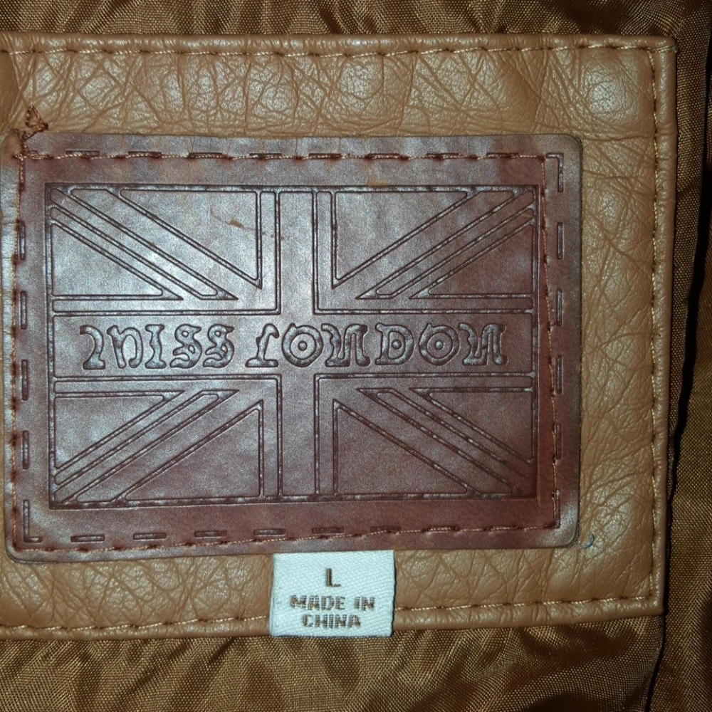 Coat - Picture 2 of 2
